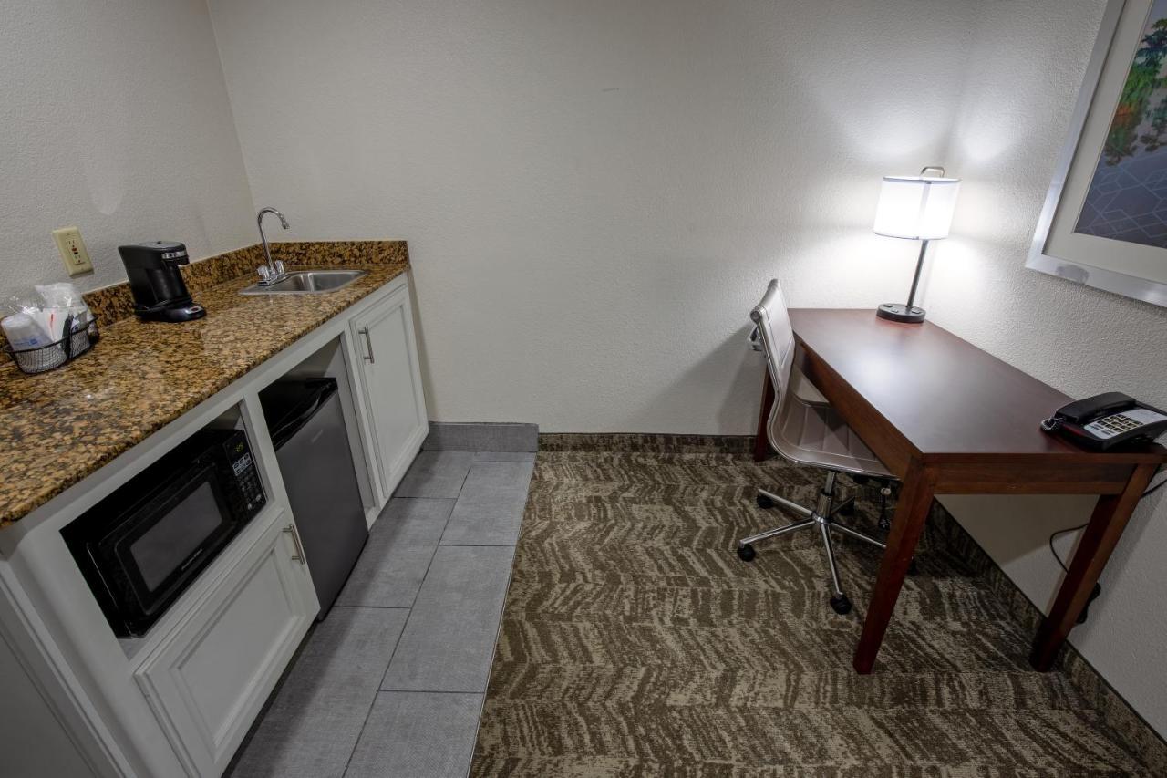 Best Western Plus Lafayette Vermilion River Inn & Suites Zewnętrze zdjęcie